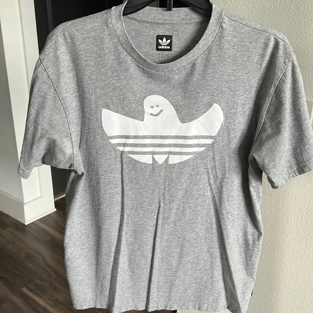 Adidas skateboarding, ghost graphic tee